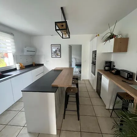 Avec Piscine Anglet Proche Duree Sejour Sept Nuitees Et Villa *