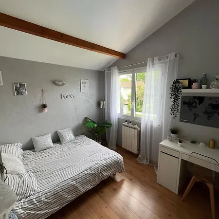 Avec Piscine Anglet Proche Duree Sejour Sept Nuitees Et Villa Biarritz